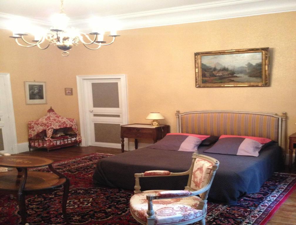 Chateau De Villars Villeneuve-sur-Allier Pokój zdjęcie
